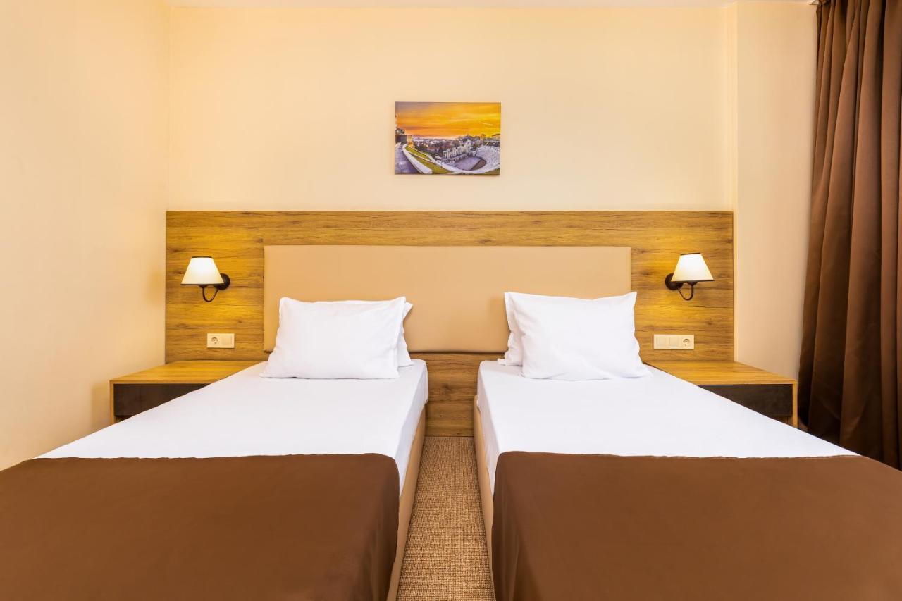 Hotel Intelcoop Plovdiv Kültér fotó